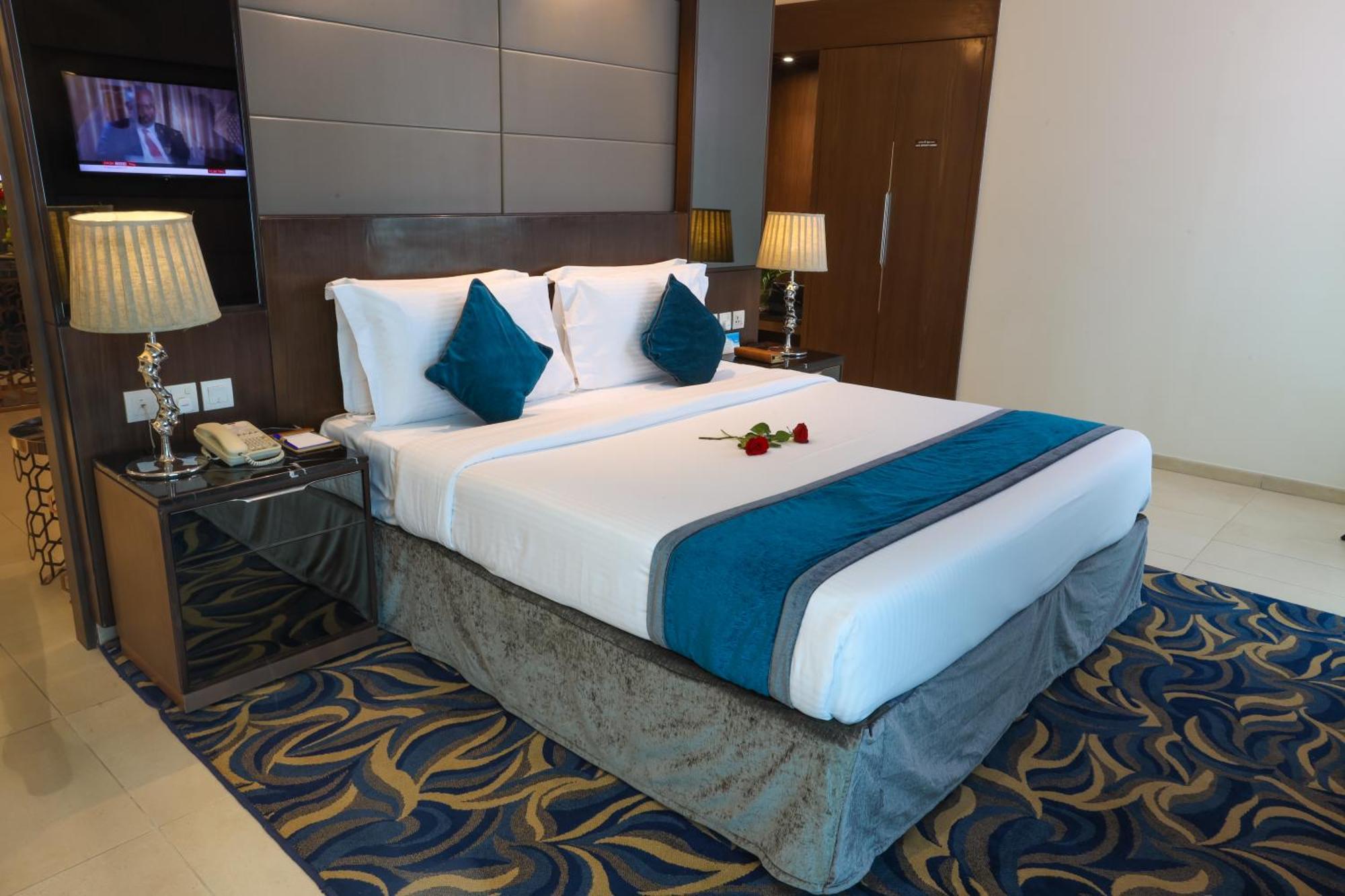Omega Hotel Dubai Exterior foto